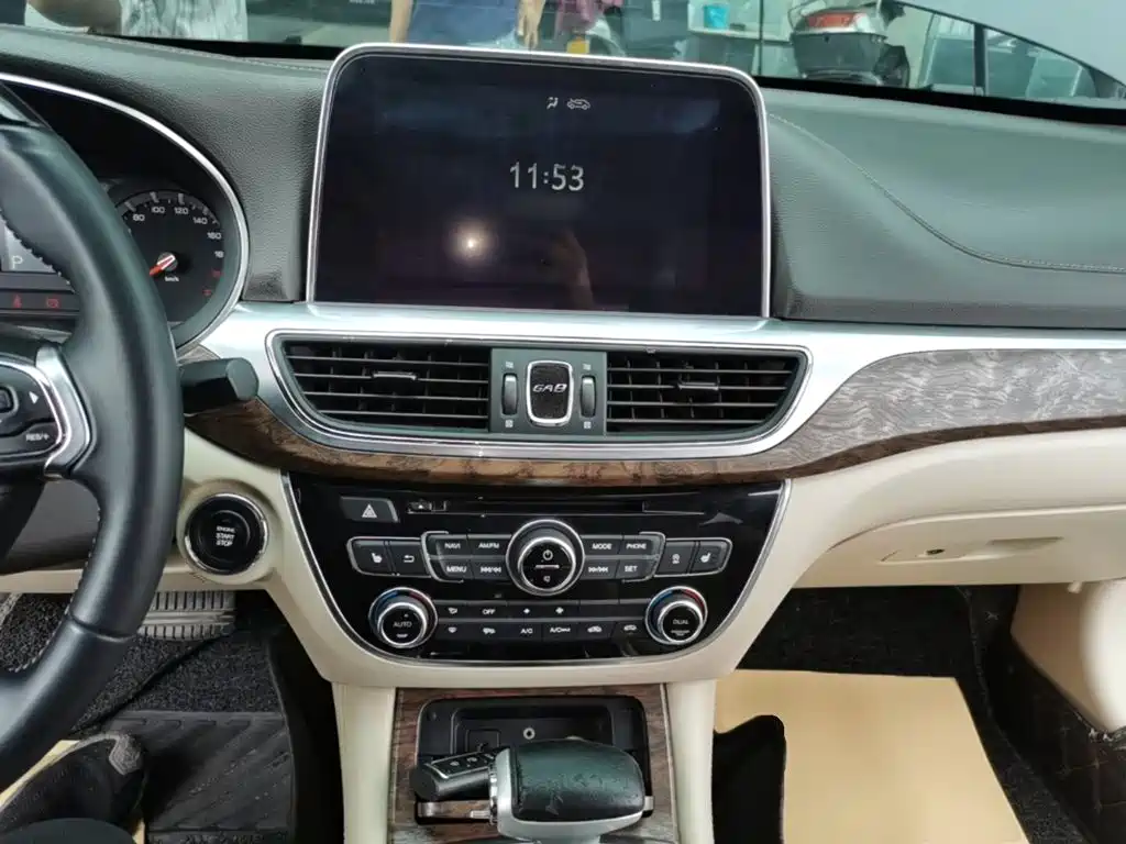 GAC Trumpchi Trumpchi GA8 2019 2017 280T Premium Edition