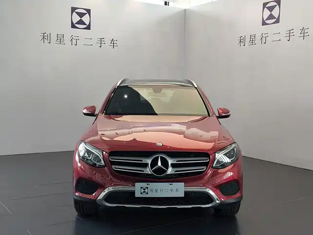 Mercedes-Benz GLC 2017 GLC 200 4MATIC — фото 2