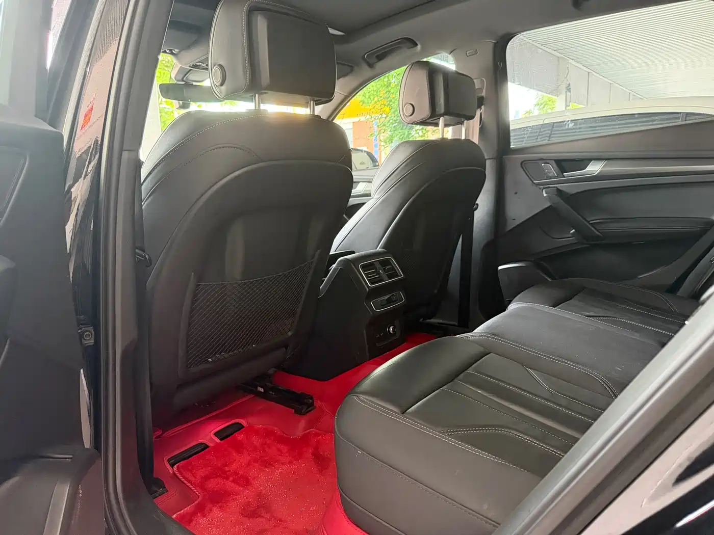 Audi Q5L 2024 Model 40 TFSI Luxury Dynamic фото 12