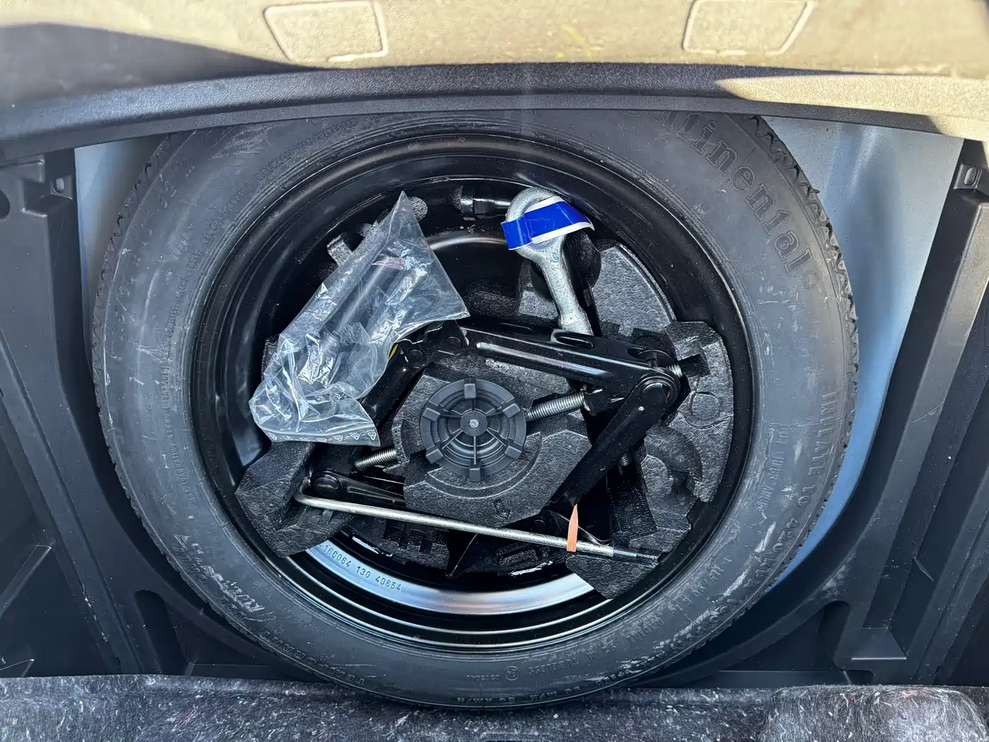 Фото 22 - Volvo V40