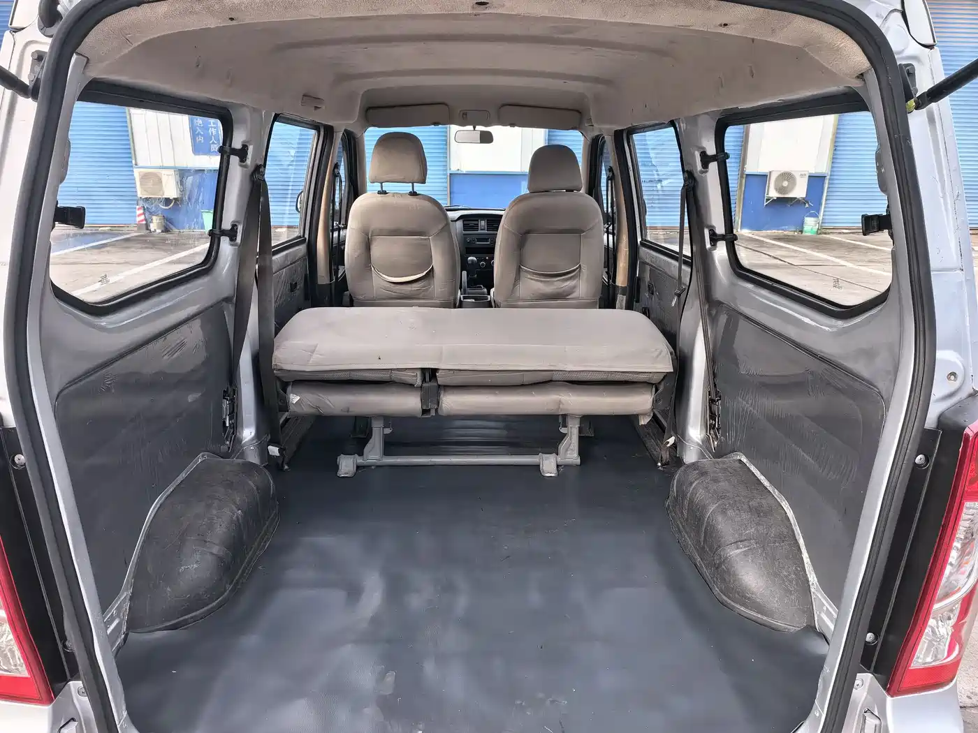 Wuling Motors Wuling Rongguang 2020 2020 1.2L S Basic Model China VI