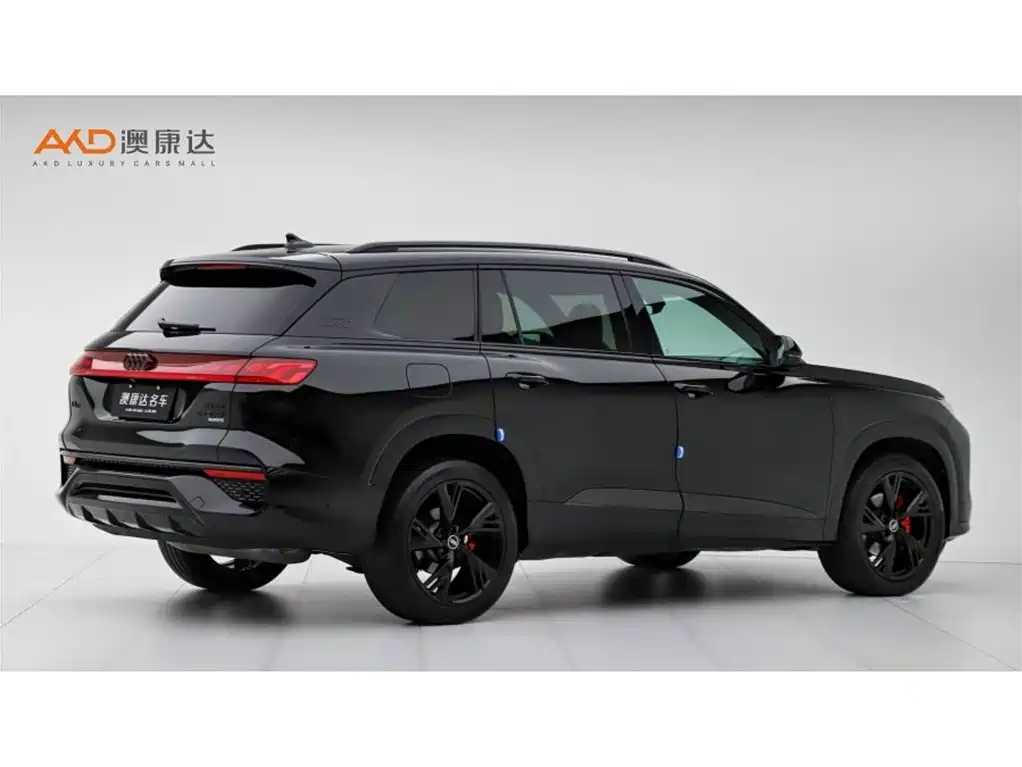 Audi Q6 2024 45 TFSI quattro Black Warrior Edition 7-seater фото 3