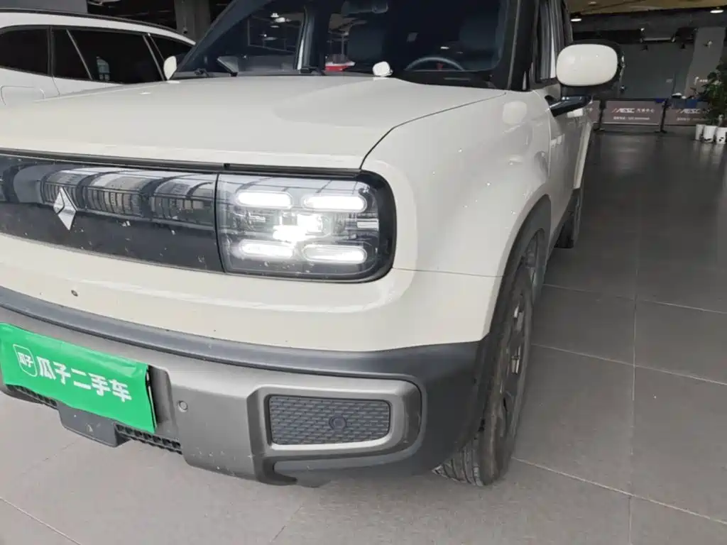Baojun Yueye Plus 2024 2024 Smart Premium 4-Seater