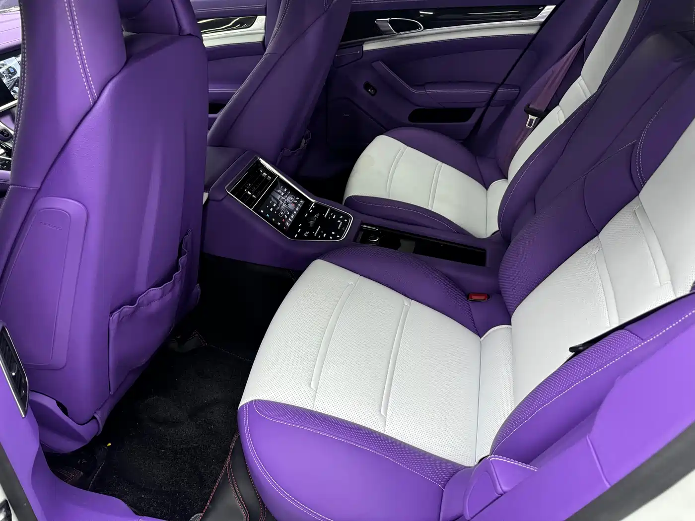 Porsche Panamera 2014 Panamera 3.0T фото 9