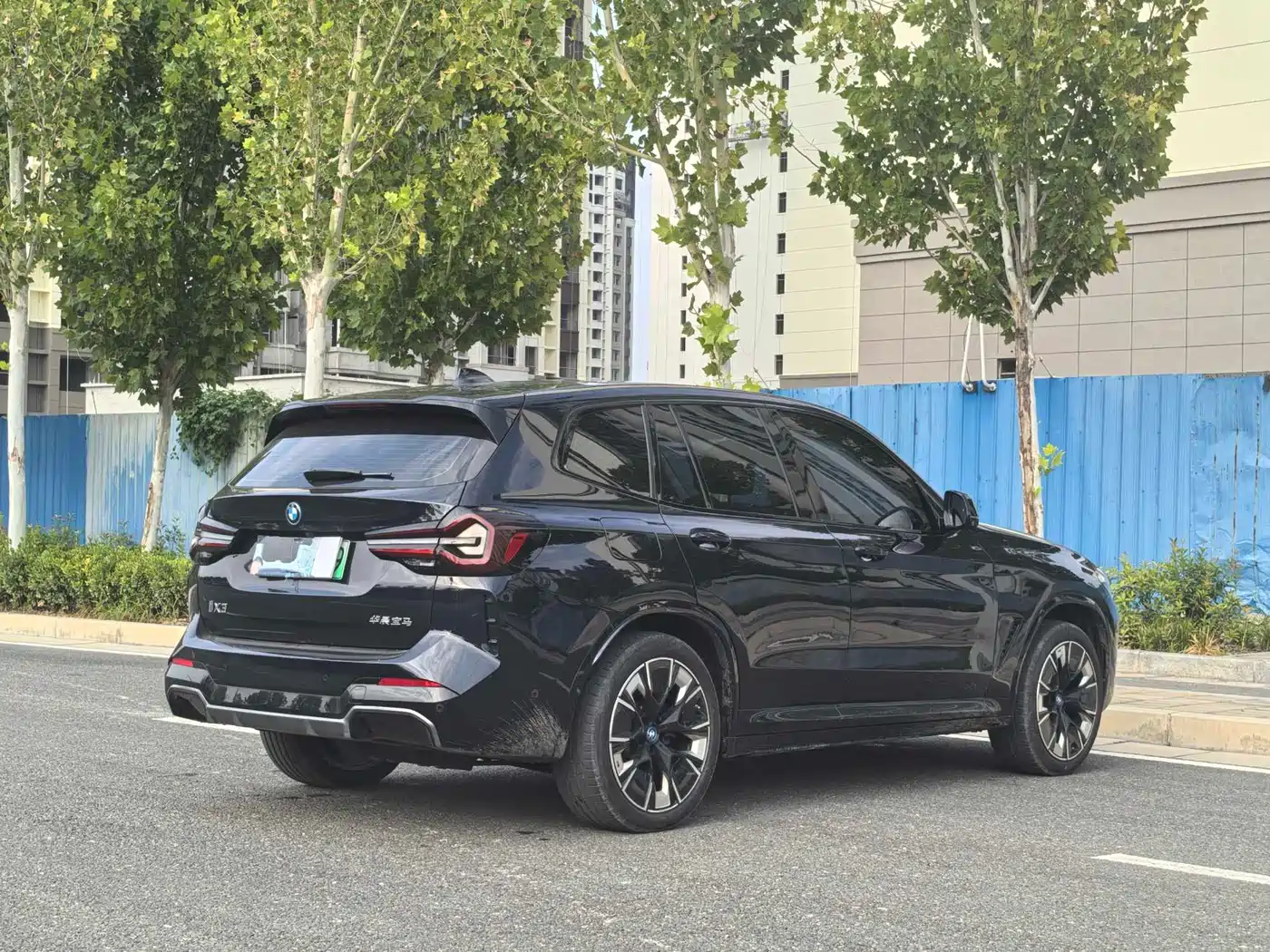 BMW iX3 2024 Innovation Leader фото 7