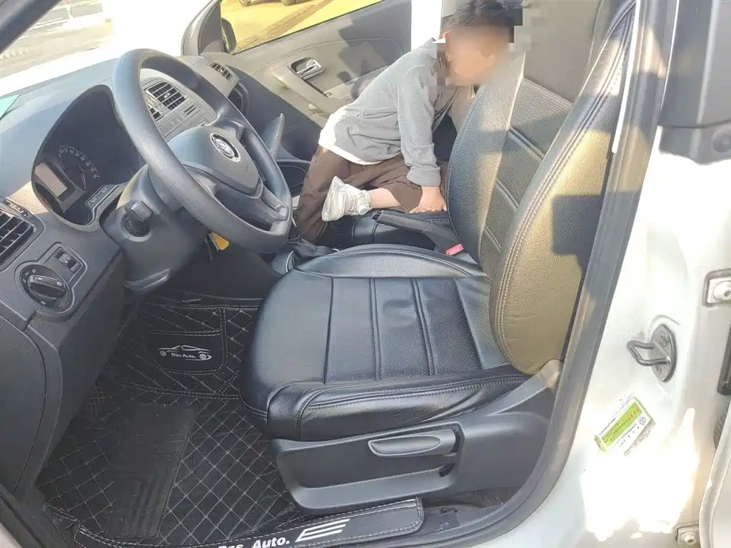 Volkswagen Polo 2018 1.5L Auto Safe Drive фото 8