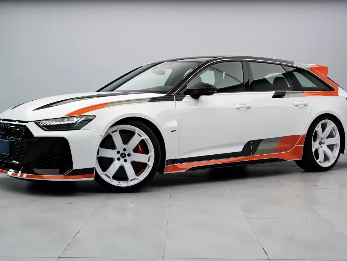 2025 Audi RS 6