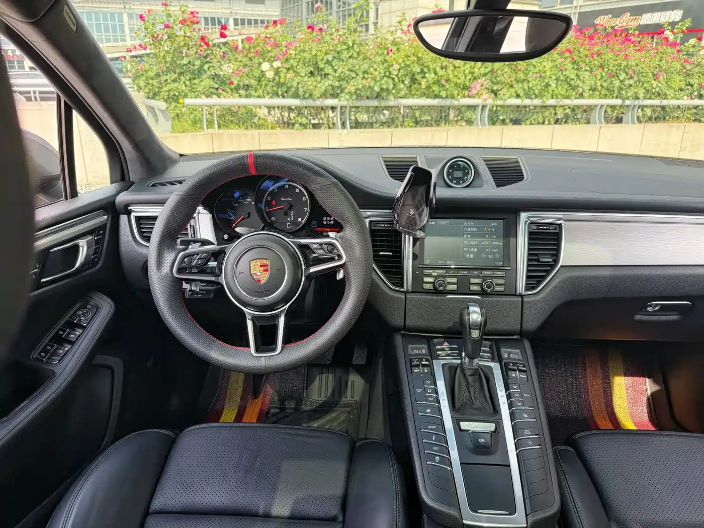 Porsche Macan 2014 Macan Turbo 3.6T фото 8