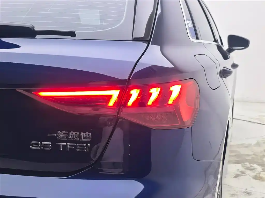 Audi A3 2023 Sportback 35 TFSI Fashion Sport фото 13