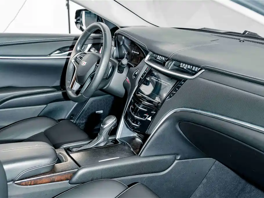 Cadillac XTS 2019 2018 28T Technology