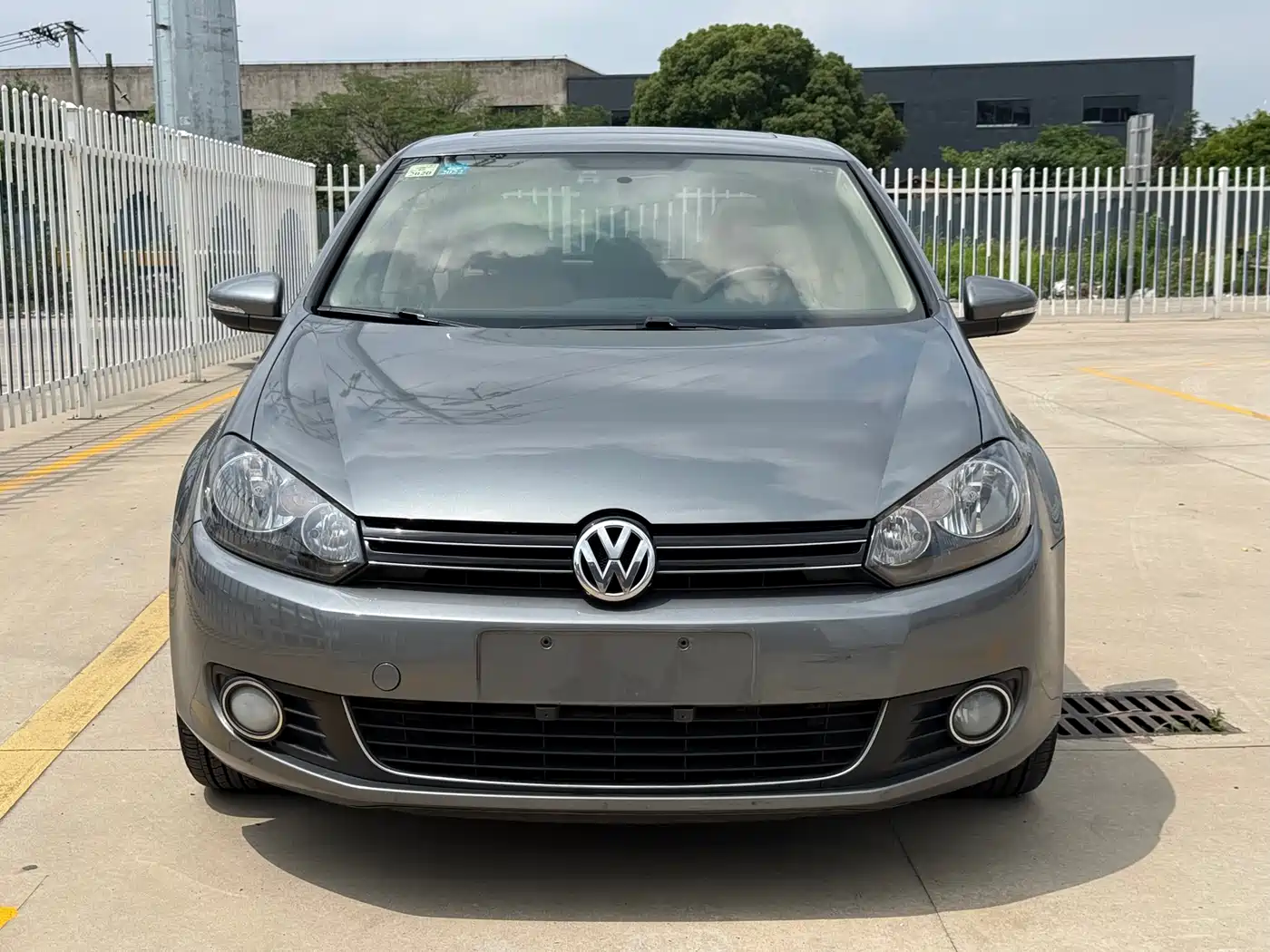 Volkswagen Golf 2011 2011 Model 1.6 Automatic Comfort
