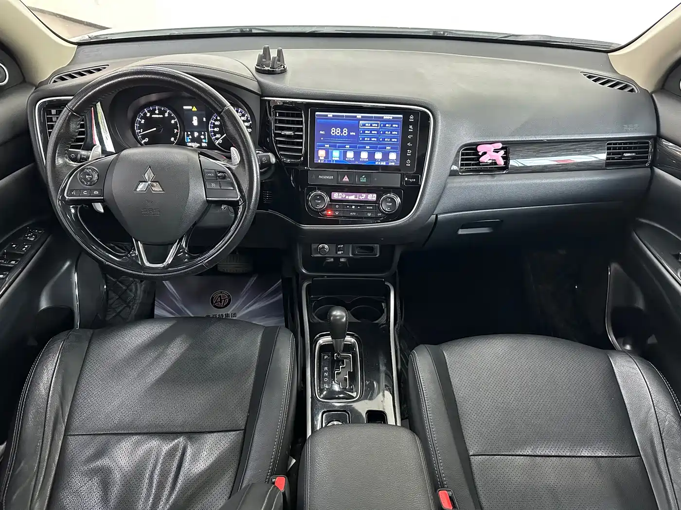 Mitsubishi Outlander 2017 2018 2.4L 4WD Luxury Edition 7-seater