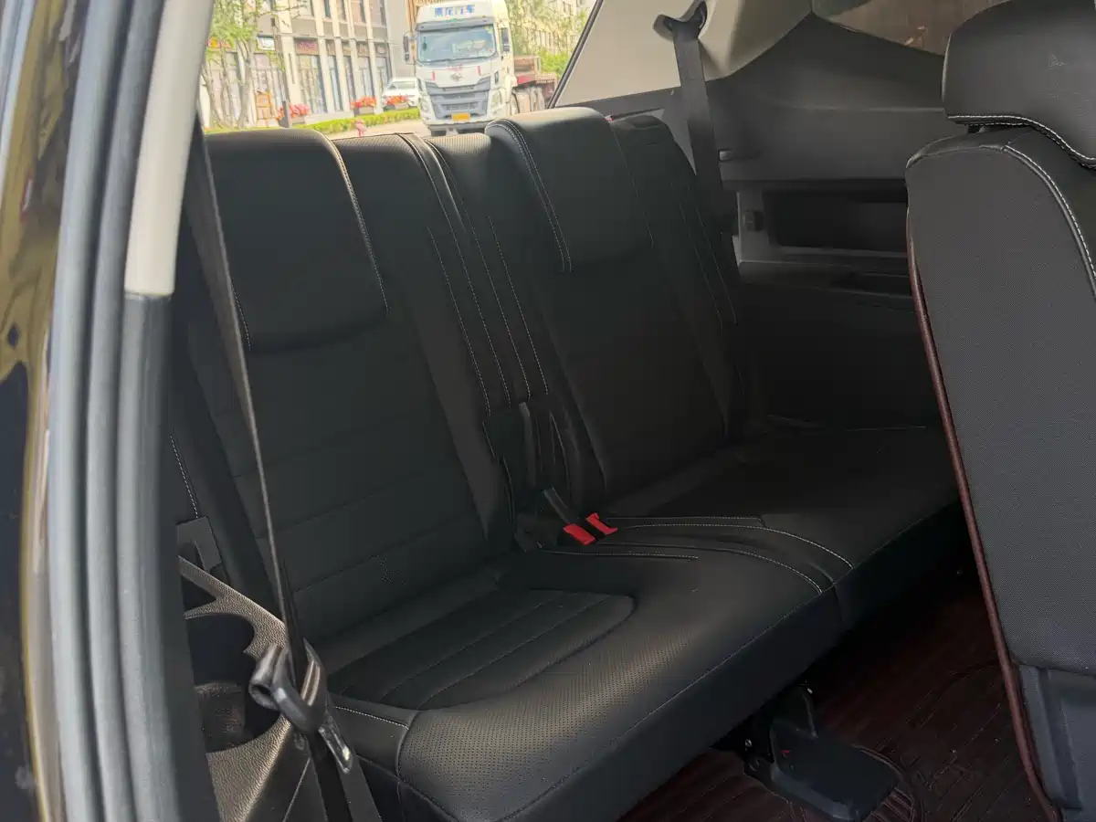 Volkswagen Teramont 2019 330TSI 2WD Luxury China VI фото 10