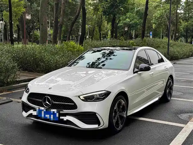 Mercedes-Benz C-Class 2022
