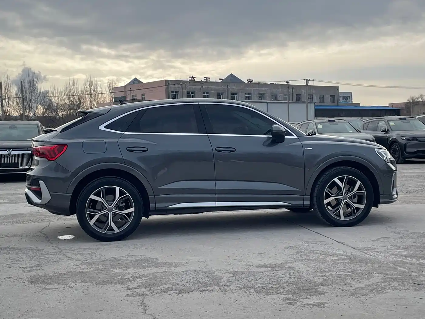Audi Q3 Sportback 2021 40 TFSI Premium Life Edition фото 6