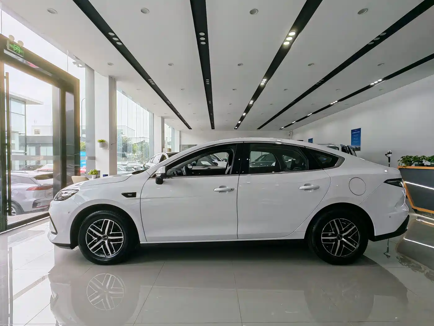 BYD Seal 05 2025 2025 DM-i Smart Driving Edition 120KM Flagship