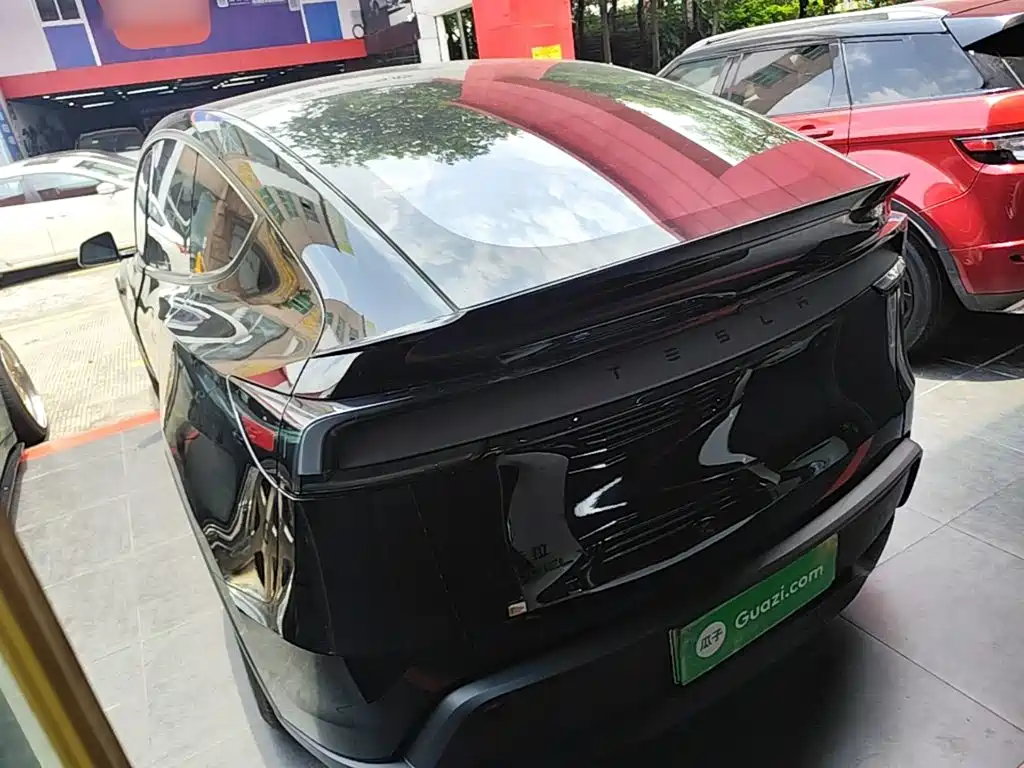 Tesla Model Y L 2026 2025 Facelift Long Range AWD