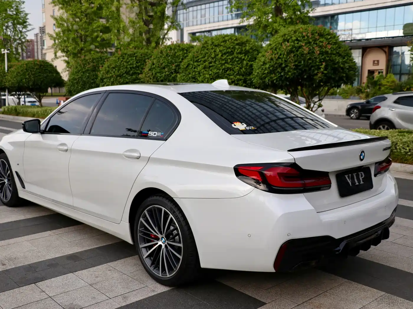 Фото 5 - BMW 5 Series