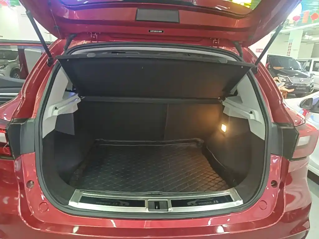 MG ZS 2019 2018 1.5L Automatic Luxury China V