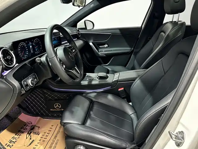 Mercedes-Benz A-Class 2022 A 200 L Sport Sedan Dynamic — фото 4