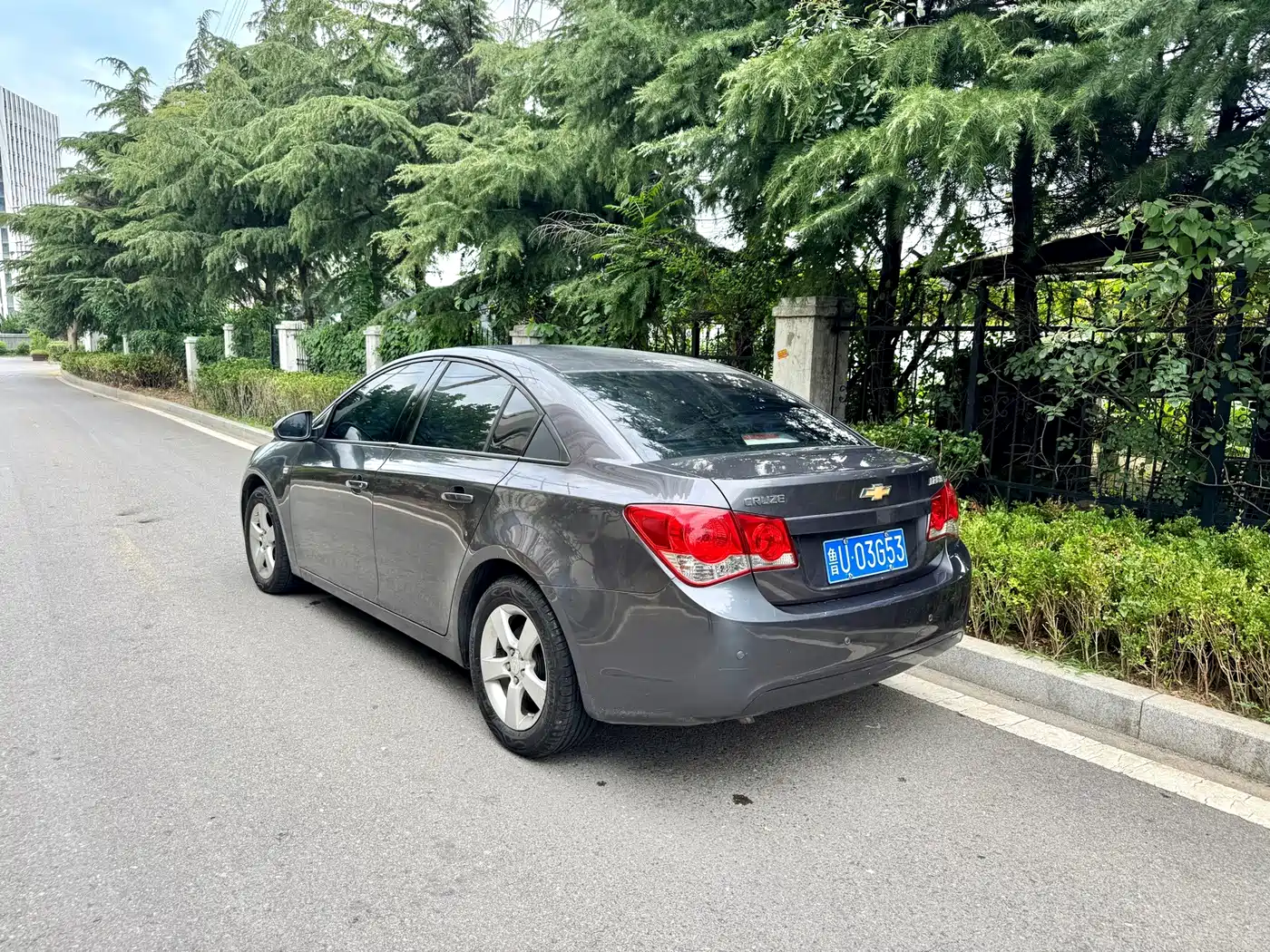 Chevrolet Cruze 2011 2011 1.6L SE MT Transformers Edition