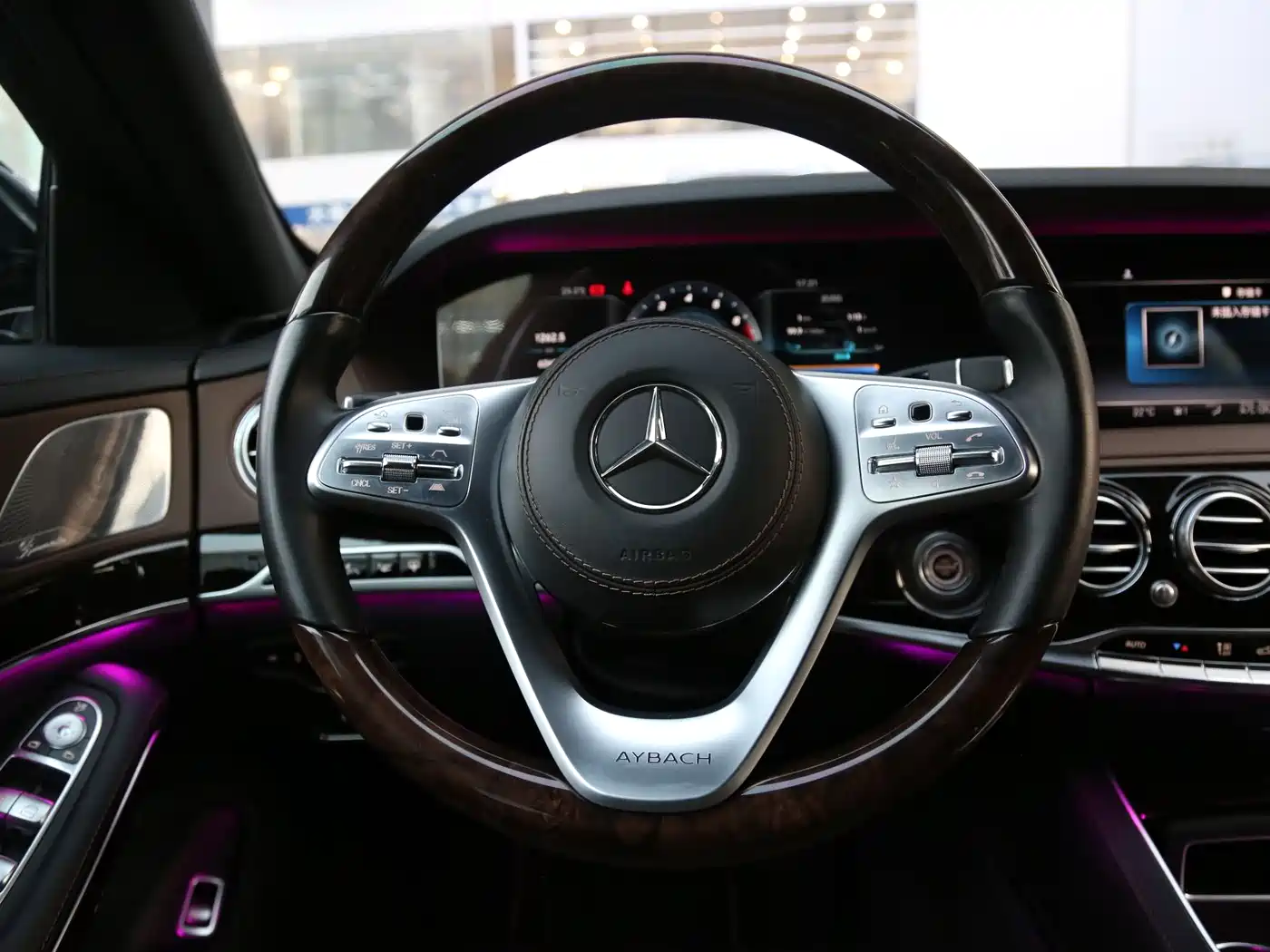 Mercedes-Benz Maybach S-Class 2018 S 560 4MATIC фото 13