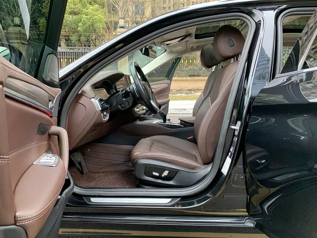 BMW 5 Series 2022 Model Second Facelift 530Li Leading Luxury Package фото 15