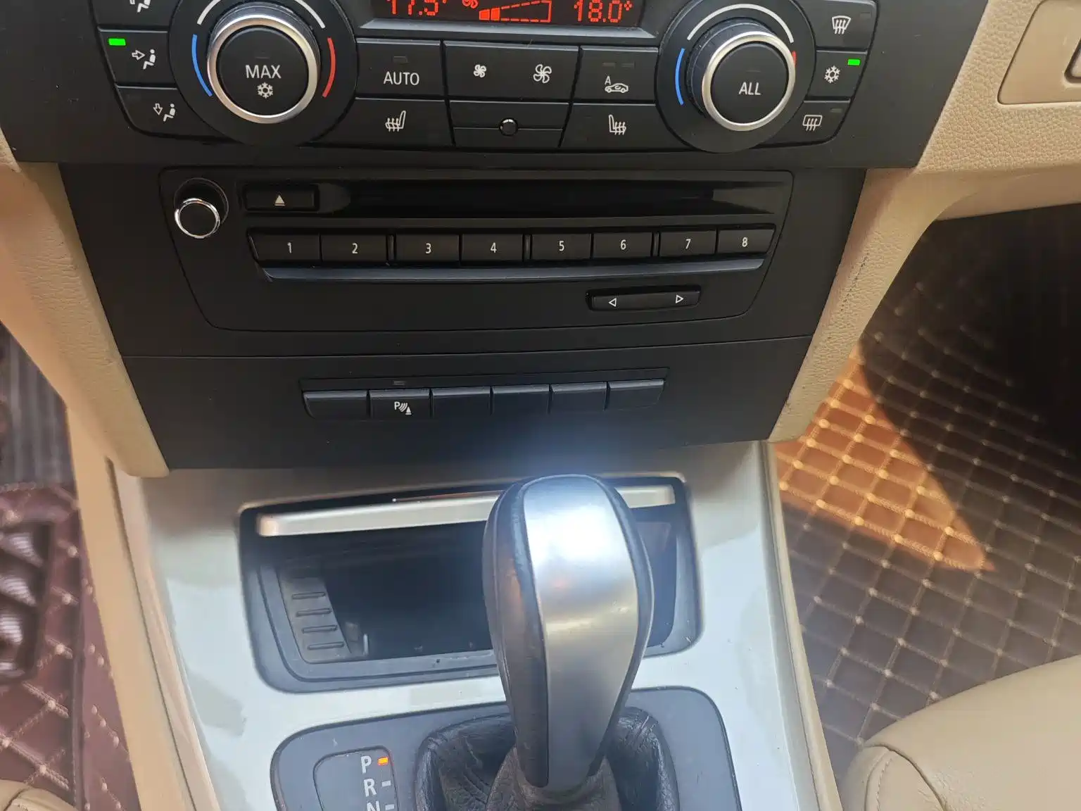 Photo 12 - BMW 3 Series