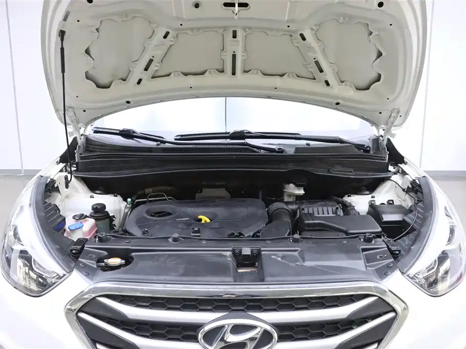 Hyundai Beijing Hyundai ix35 2015 2.0L Automatic 2WD Comfort China V фото 29