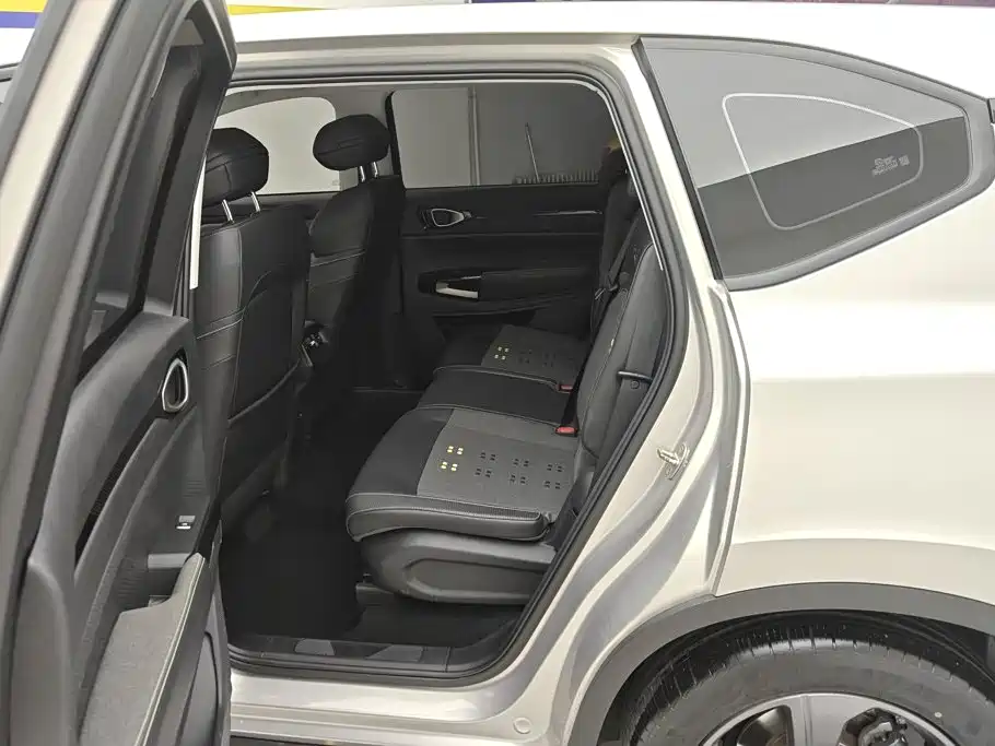 Baojun RM-5 2020 2019 1.5T CVT 24-hour Online Elite 7-seater