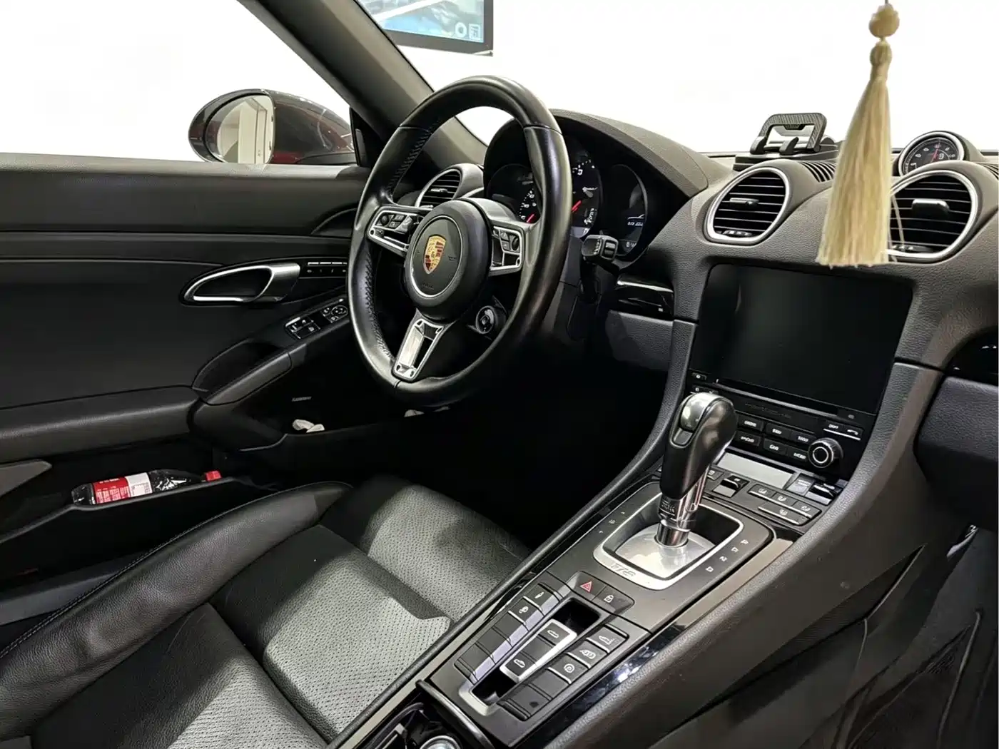 Porsche 718 2019 Boxster T 2.0T фото 6