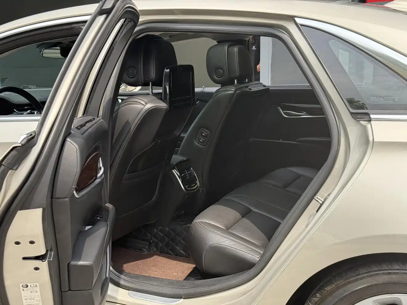 Cadillac XTS 2014 2014 28T Luxury Edition