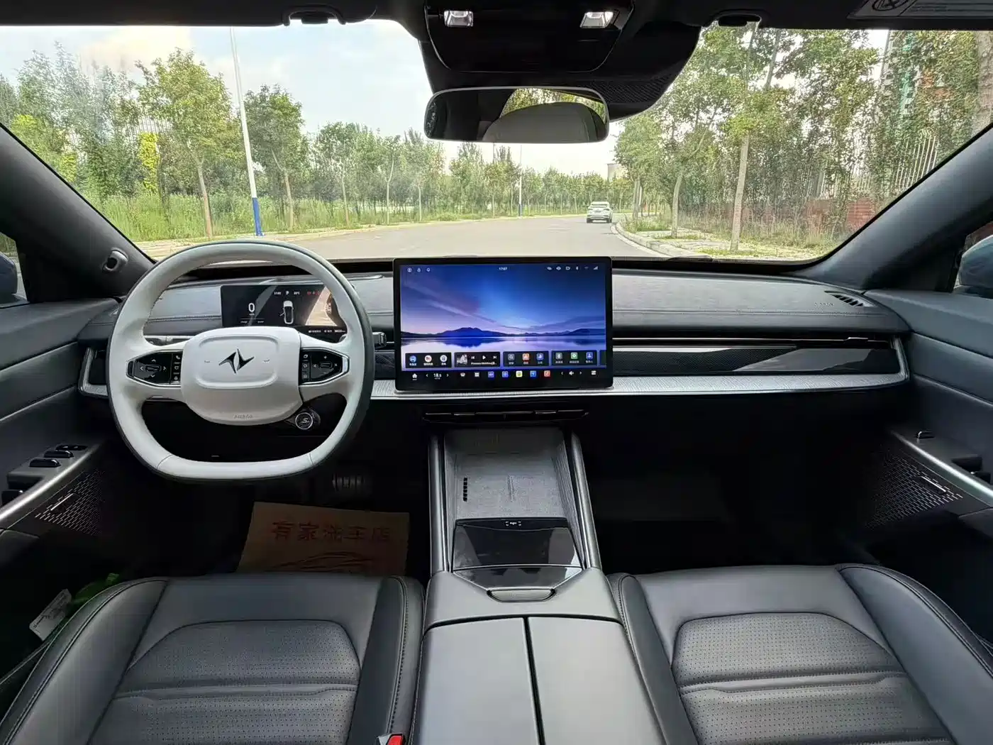 Фото 14 - Dongfeng Yipai eπ007