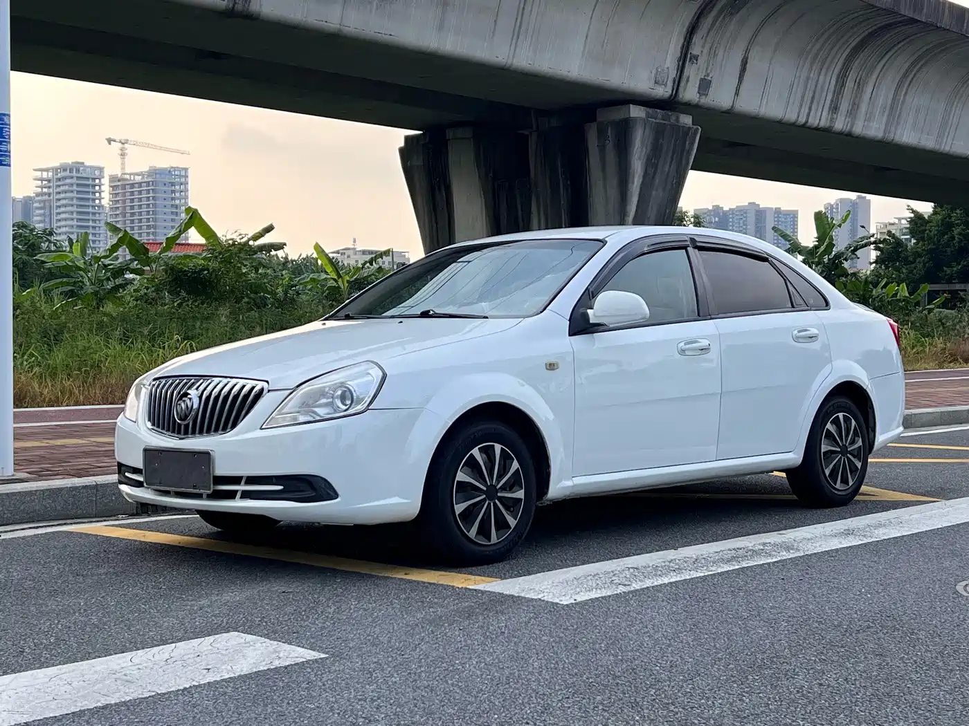  Buick Excelle 2015 1.5L Automatic Classic