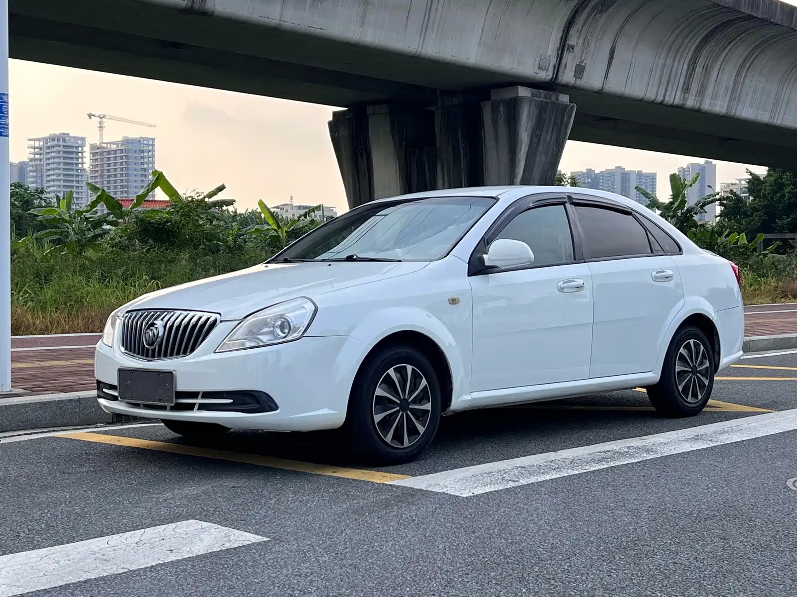 Фото 1 - Buick Excelle