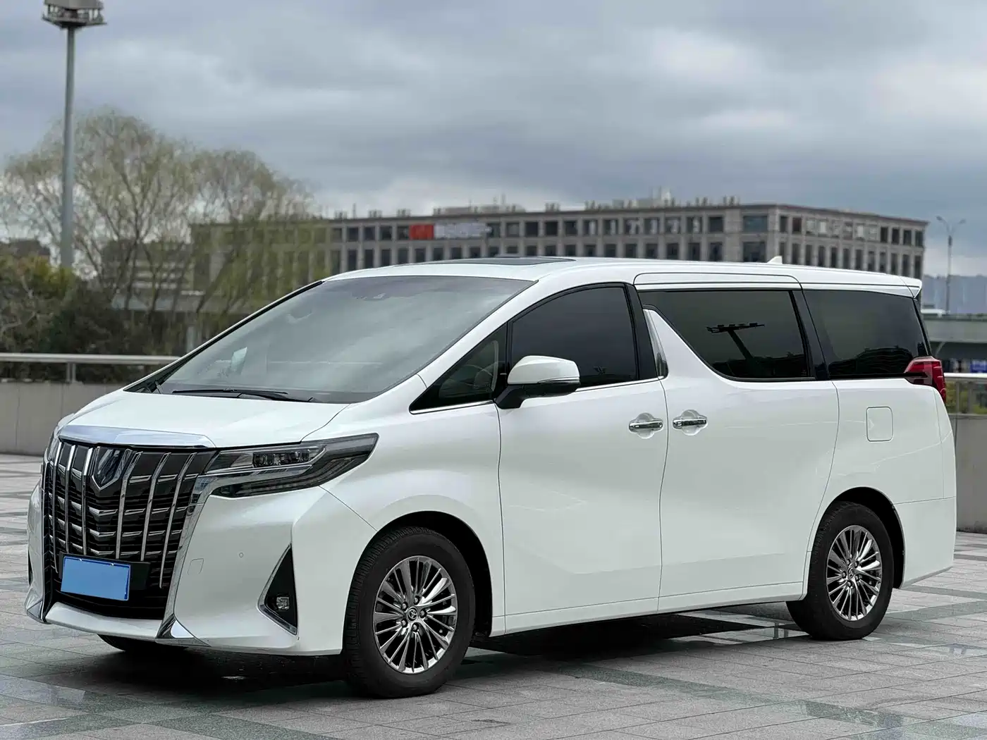 Toyota Alphard 2020 Hybrid 2.5L Luxury Edition