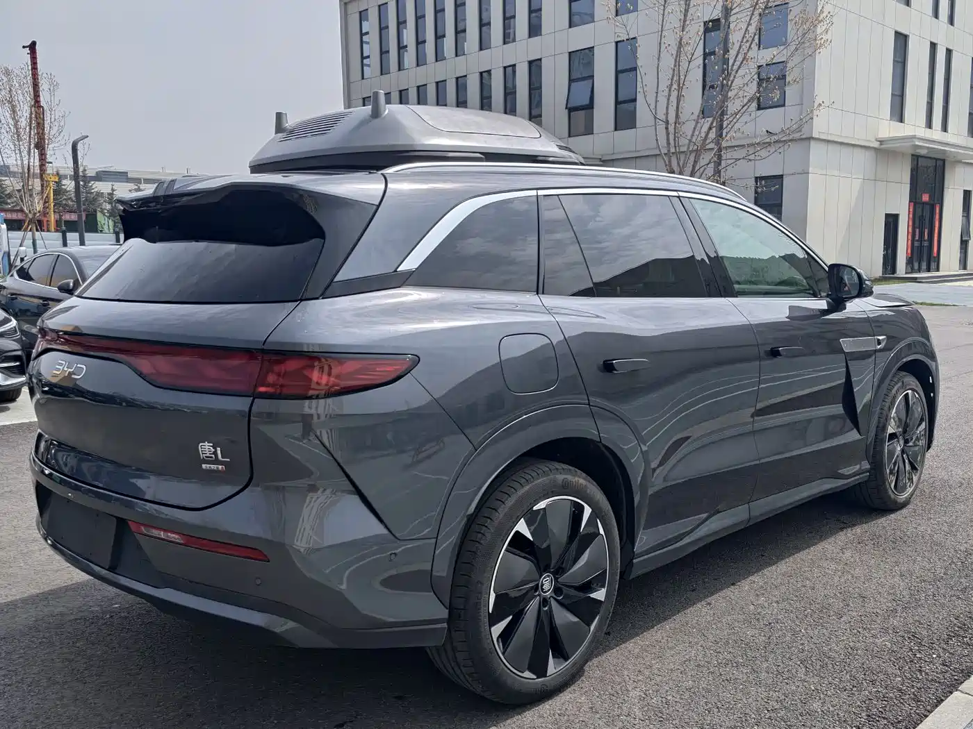 BYD TANG L