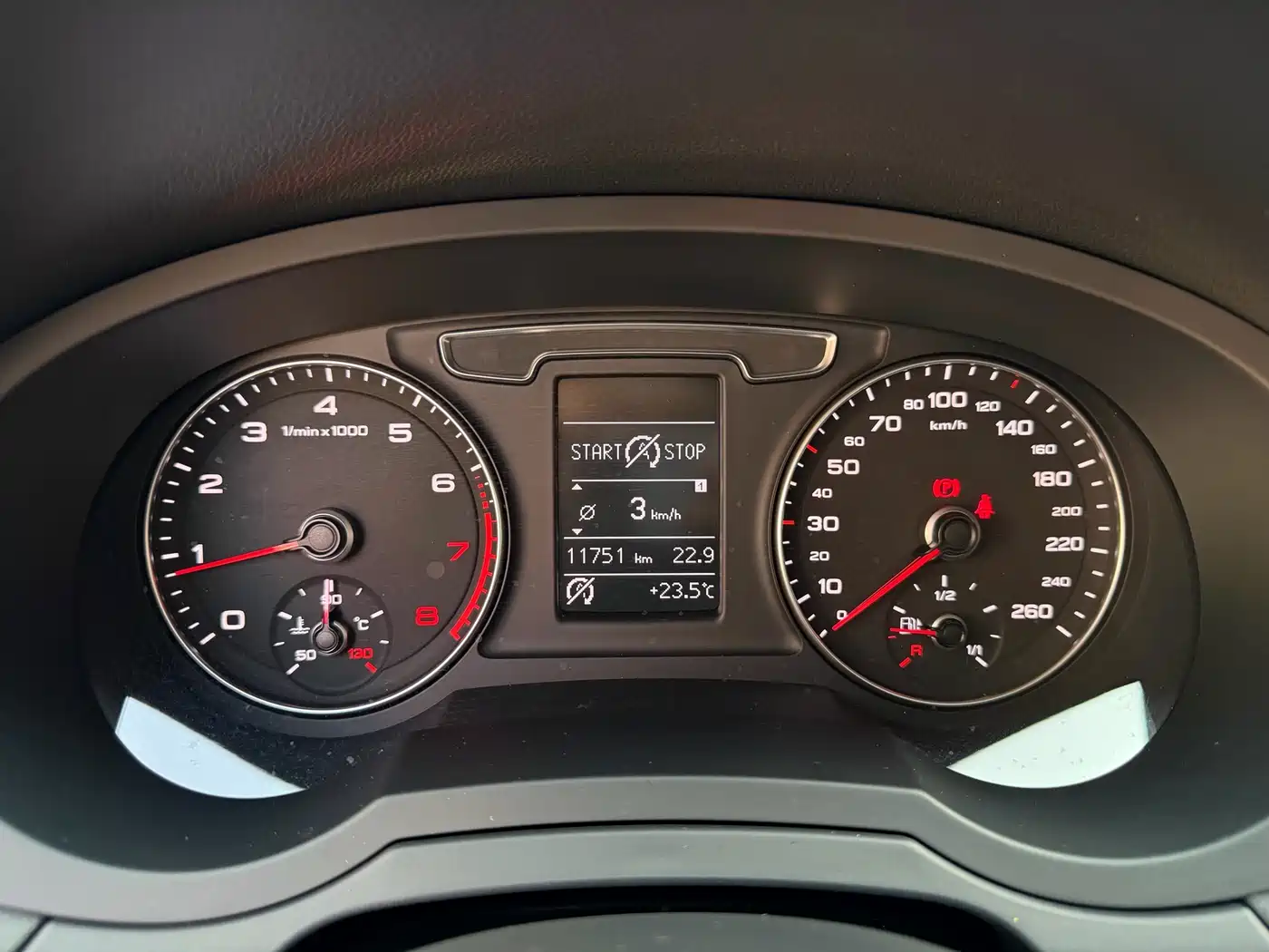Audi Q3 2017 30 TFSI Style фото 16