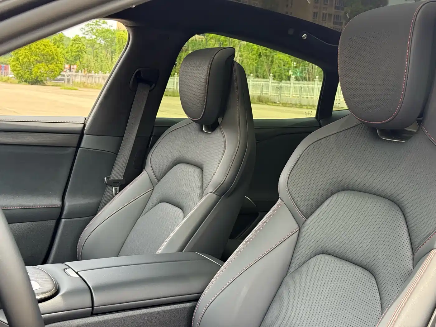 Xiaomi Auto Xiaomi SU7 2024 AWD Extended Range Advanced Smart Driving Max Edition фото 11