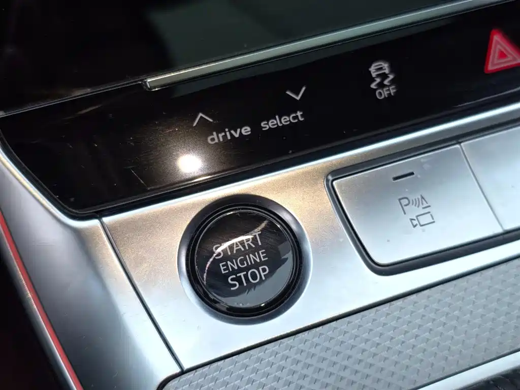 Audi A6L 2024 45 TFSI Premium Dynamic фото 10