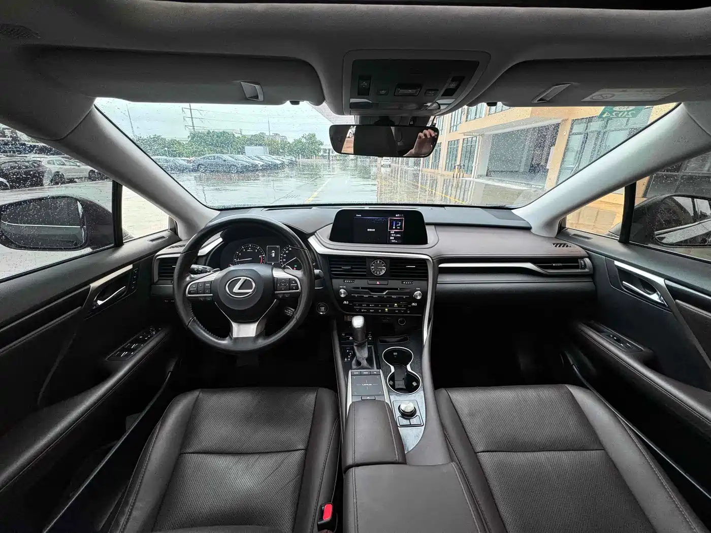 Lexus RX 2020 Facelift 300 AWD Elegance Edition фото 6