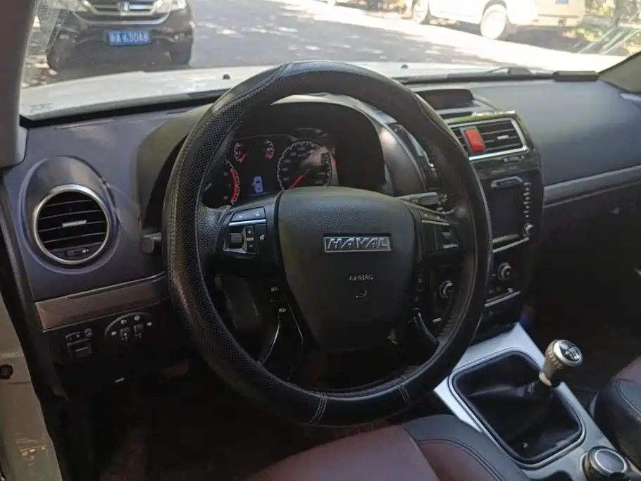 Haval H5 Classic 2017 2016 Classic 2.0T Manual AWD Prestige
