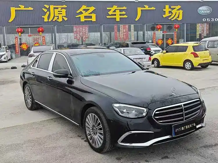 MERCEDES-BENZ E CLASS