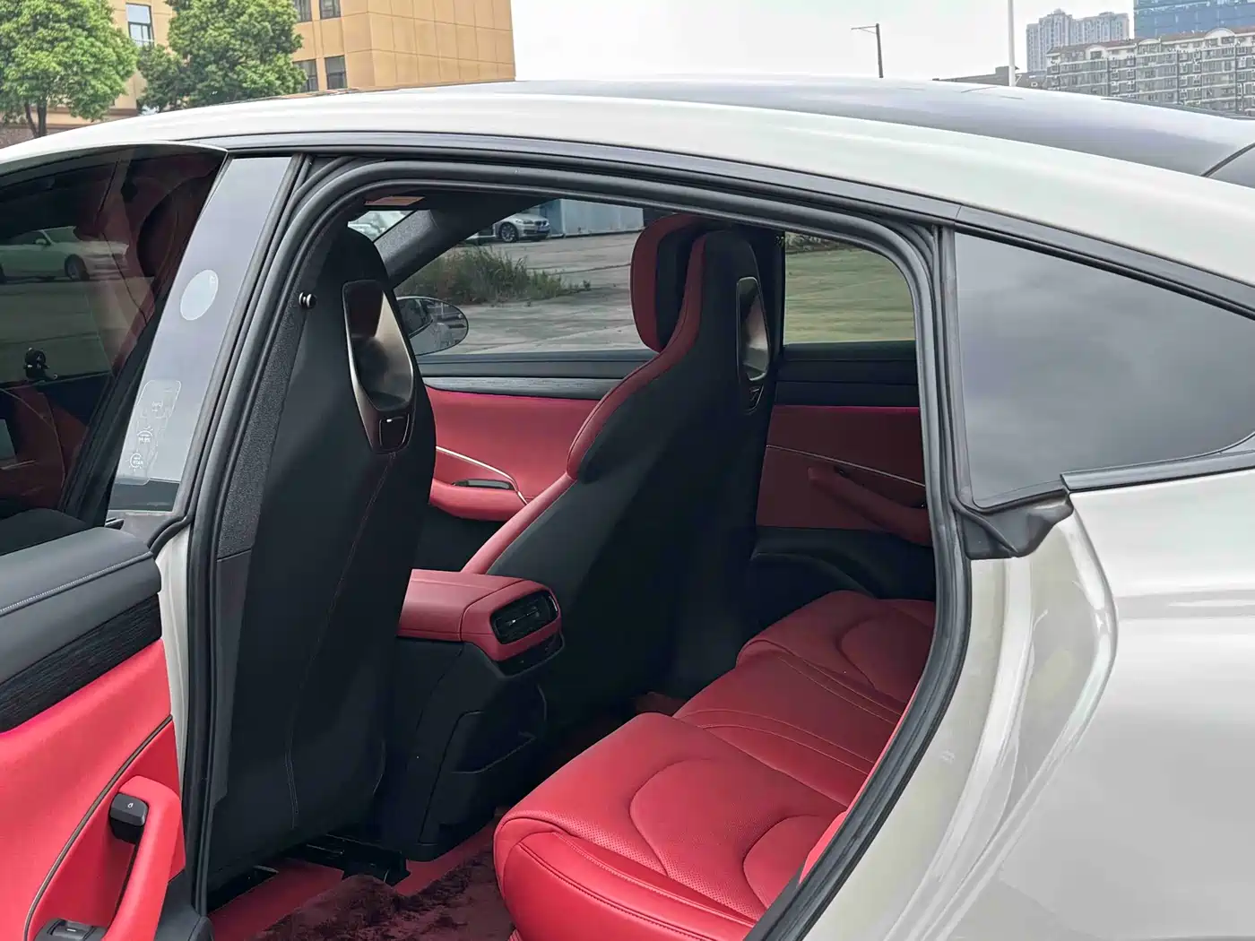 Xiaomi Auto Xiaomi SU7 2024 RWD Standard Founder's Edition фото 6