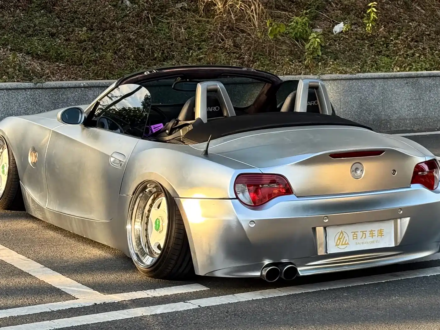 BMW Z4 2006 2.5si Convertible Sports Car фото 11
