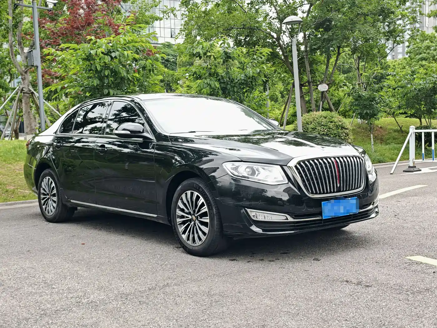 Hongqi H7 2021 1.8T Comfort Edition фото 3