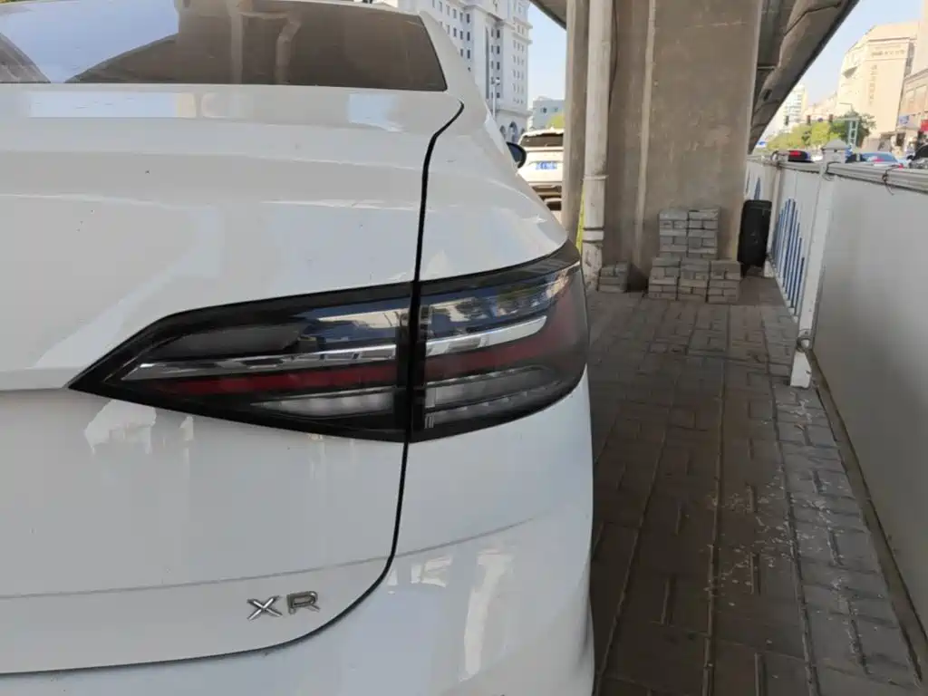 Photo 8 - Volkswagen Lavida