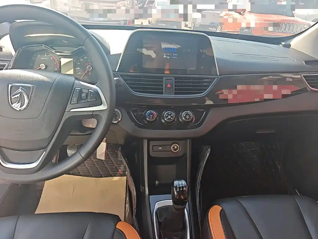 Baojun 310 2017 2016 1.2L Manual Luxury Type