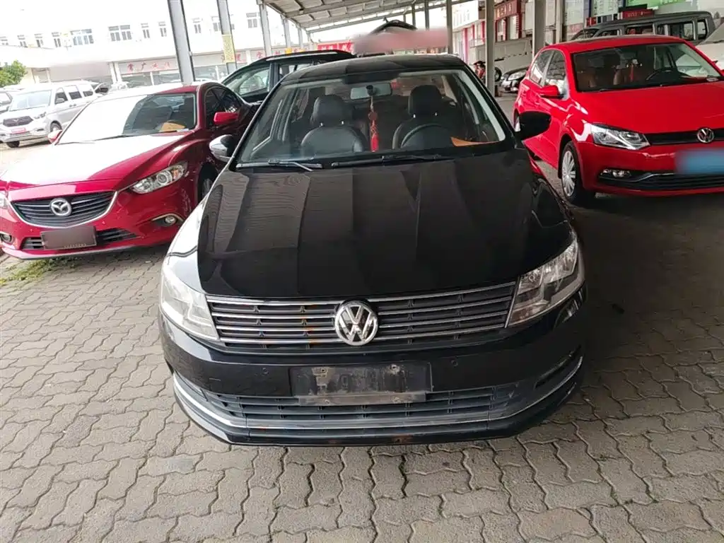 Volkswagen Lavida 2015 230TSI DSG Comfort Edition фото 3