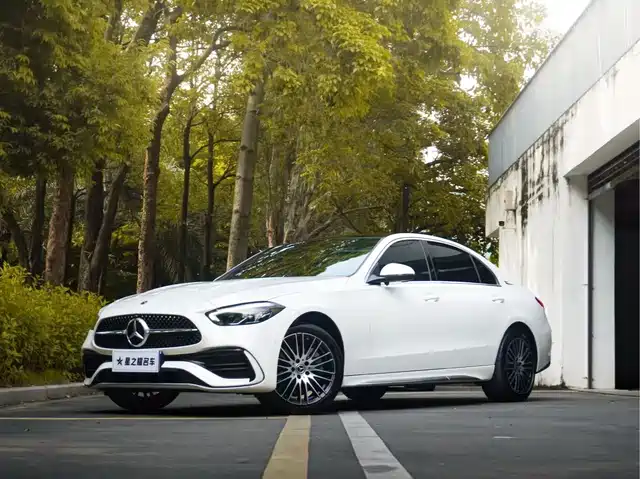 Mercedes-Benz C-Class 2023